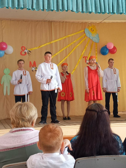 Праздничный концерт, посвященный Дню 8 марта..